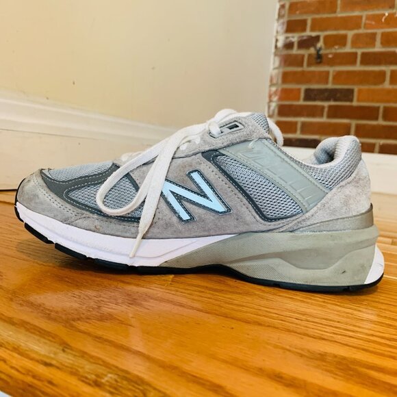 New Balance 990v5 “Castlerock” Grey Silver Sneaker Women's Size 9.5 Men's size 8 - Picture 11 of 11